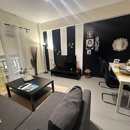 Apartamento Koukaki Urban Retreat, Steps From The Acropolis Atenas Exterior foto